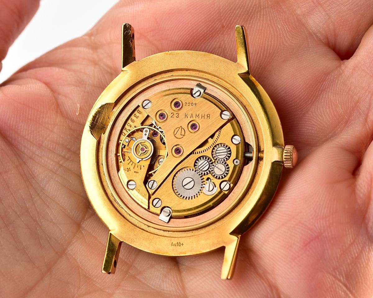 TIME CAPSULE: LUCH soviet gold-plated vintage watch - complete with box and passport!