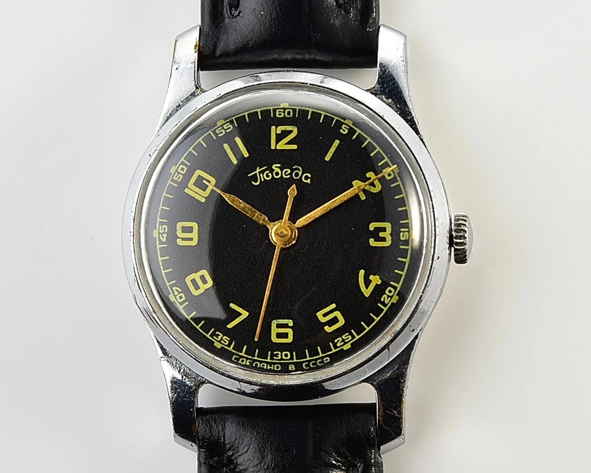 Excellent vintage Soviet mechanical watch Pobeda Zim from the 1950s