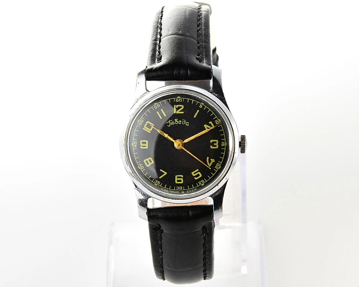 Excellent vintage Soviet mechanical watch Pobeda Zim from the 1950s