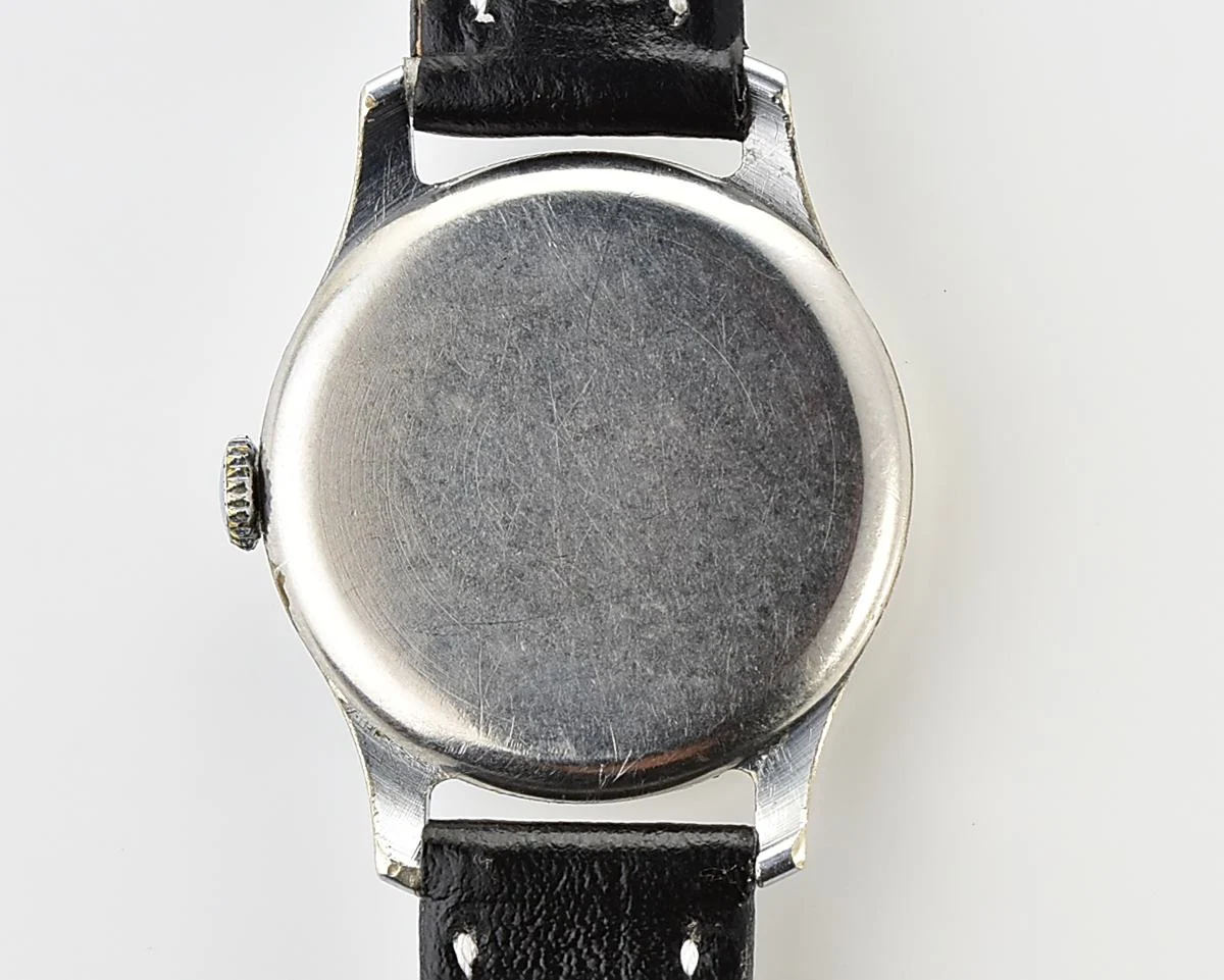 Vintage Soviet mechanical Pobeda wristwatch