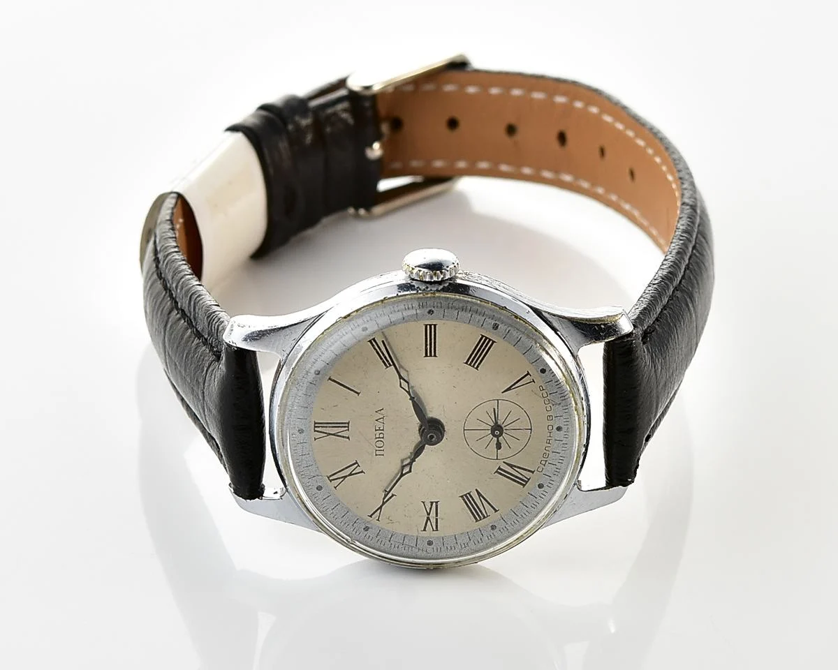 Vintage Soviet mechanical Pobeda wristwatch