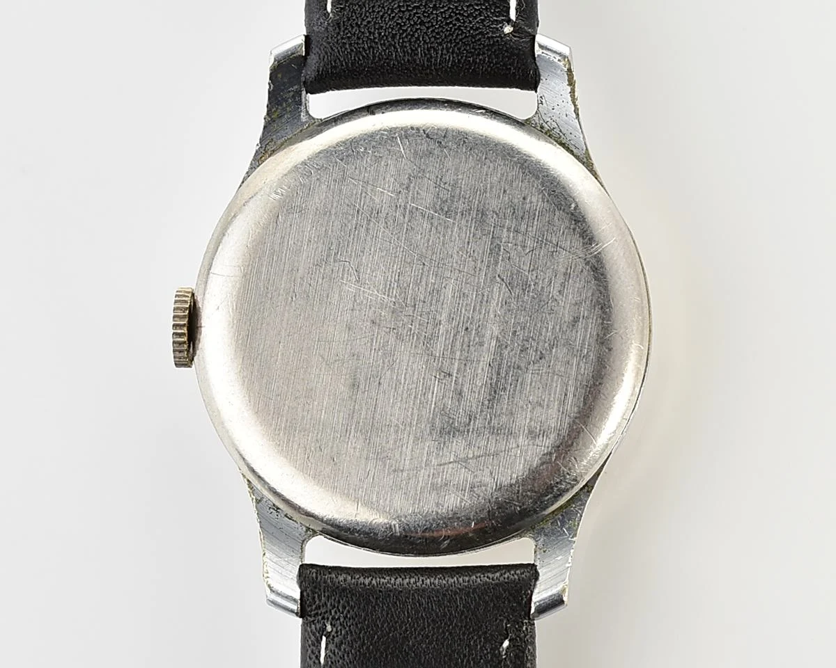 Vintage Soviet mechanical Pobeda watch, 2MChZ from the 1st quarter 1956!