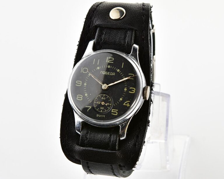 Vintage soviet POBEDA mechanical watch, ZiM the 2nd quarter of 1957