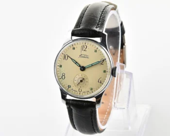 Vintage Soviet mechanical Pobeda watch, 2MChZ from 4th quarter 1957!