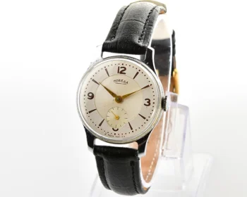 Excellent vintage Soviet mechanical Pobeda, 2MChZ from the 1950s