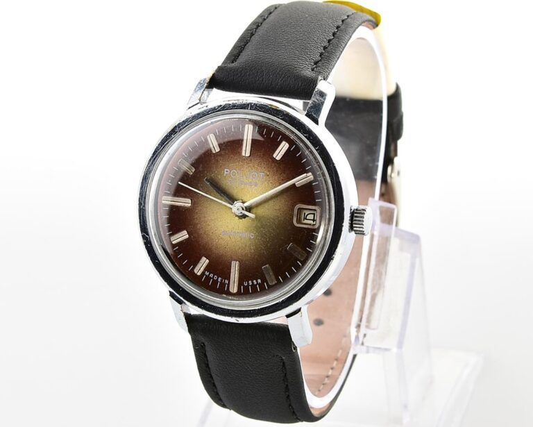 Soviet POLJOT mechanical wristwatch with automatic self-winding movement