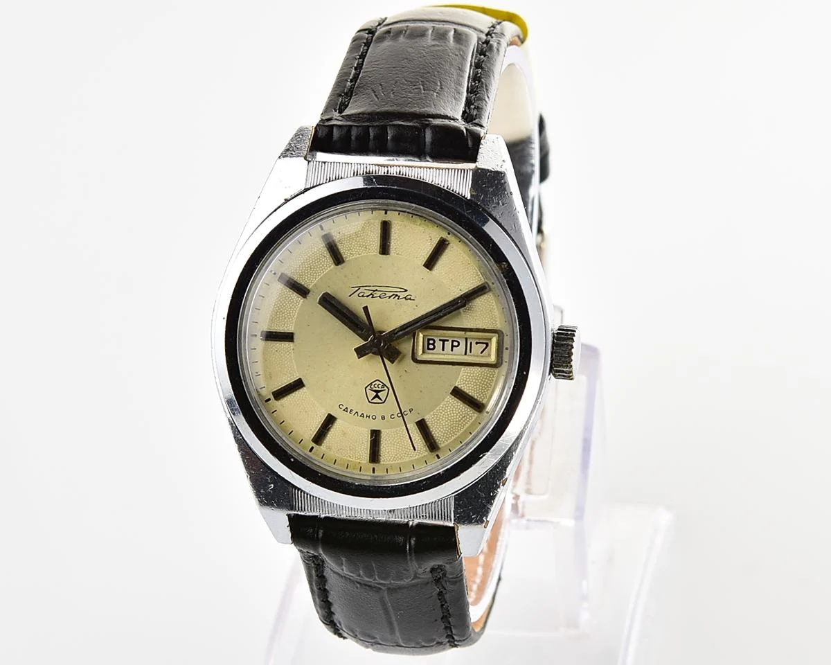Raketa vintage mechanical wrist watch with double calendar