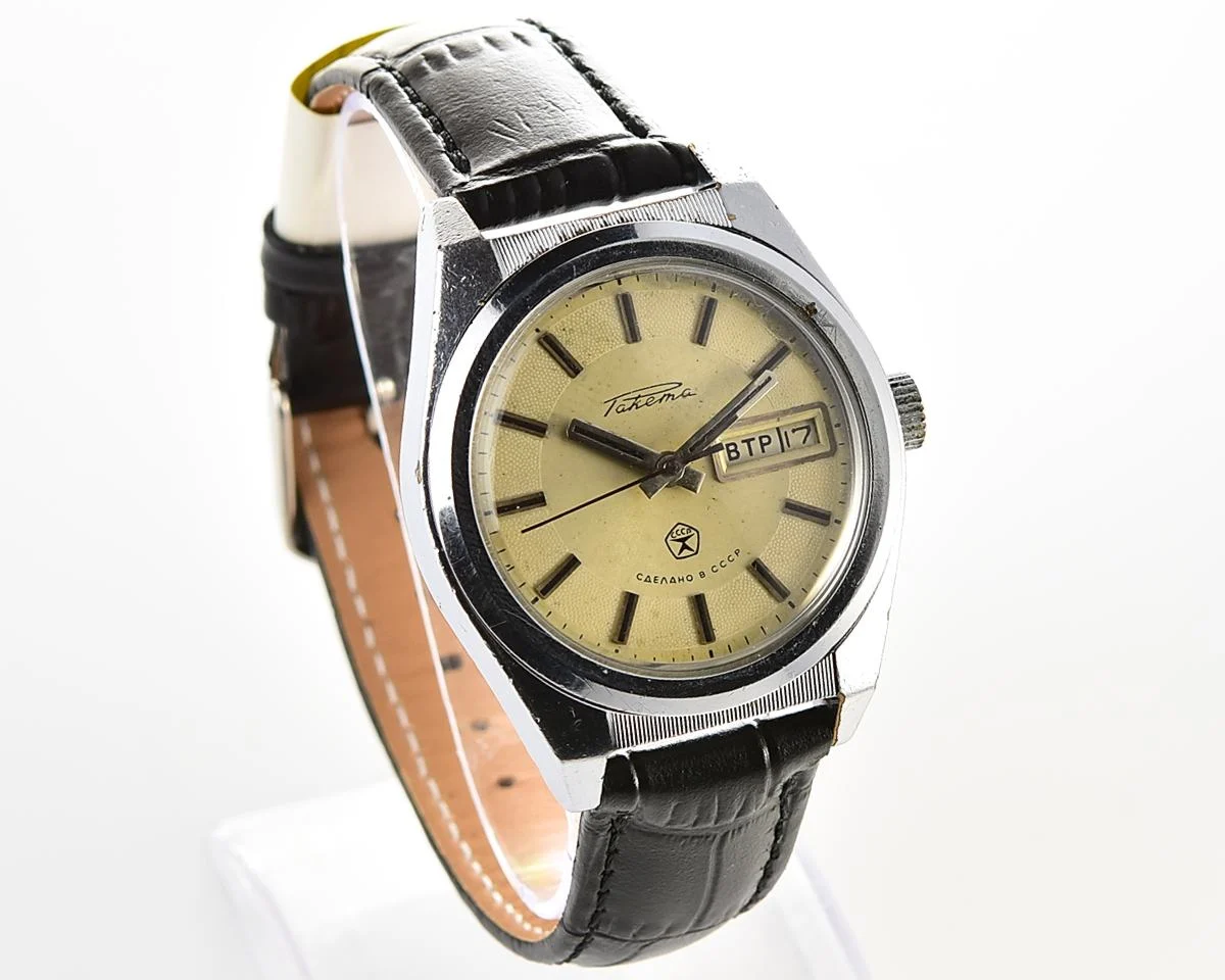 Raketa vintage mechanical wrist watch with double calendar