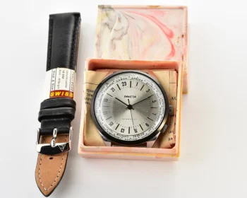 TIME CAPSULE: Vintage mechanical Raketa watch with 24 hours dial – New Old Stock (NOS)!