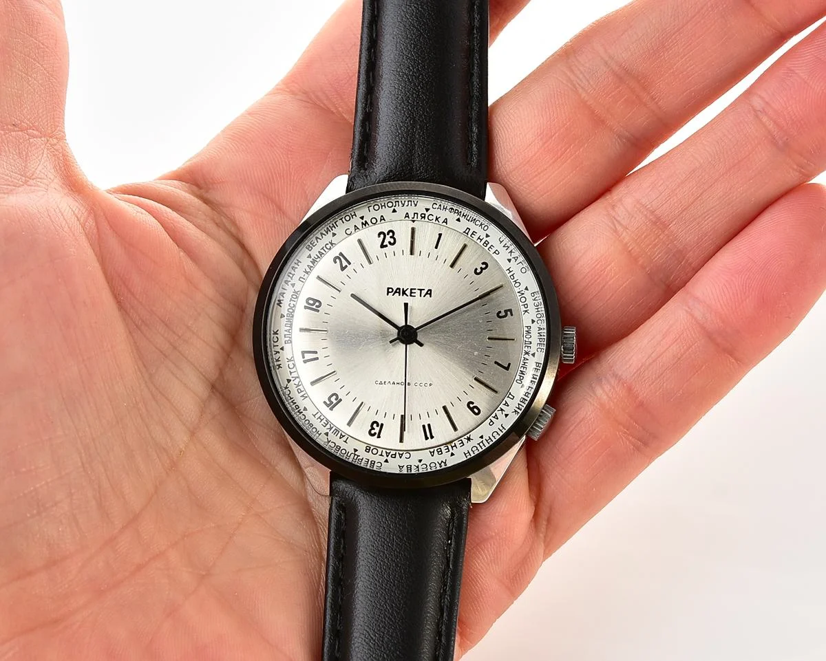 TIME CAPSULE: Vintage mechanical Raketa watch with 24 hours dial – New Old Stock (NOS)!
