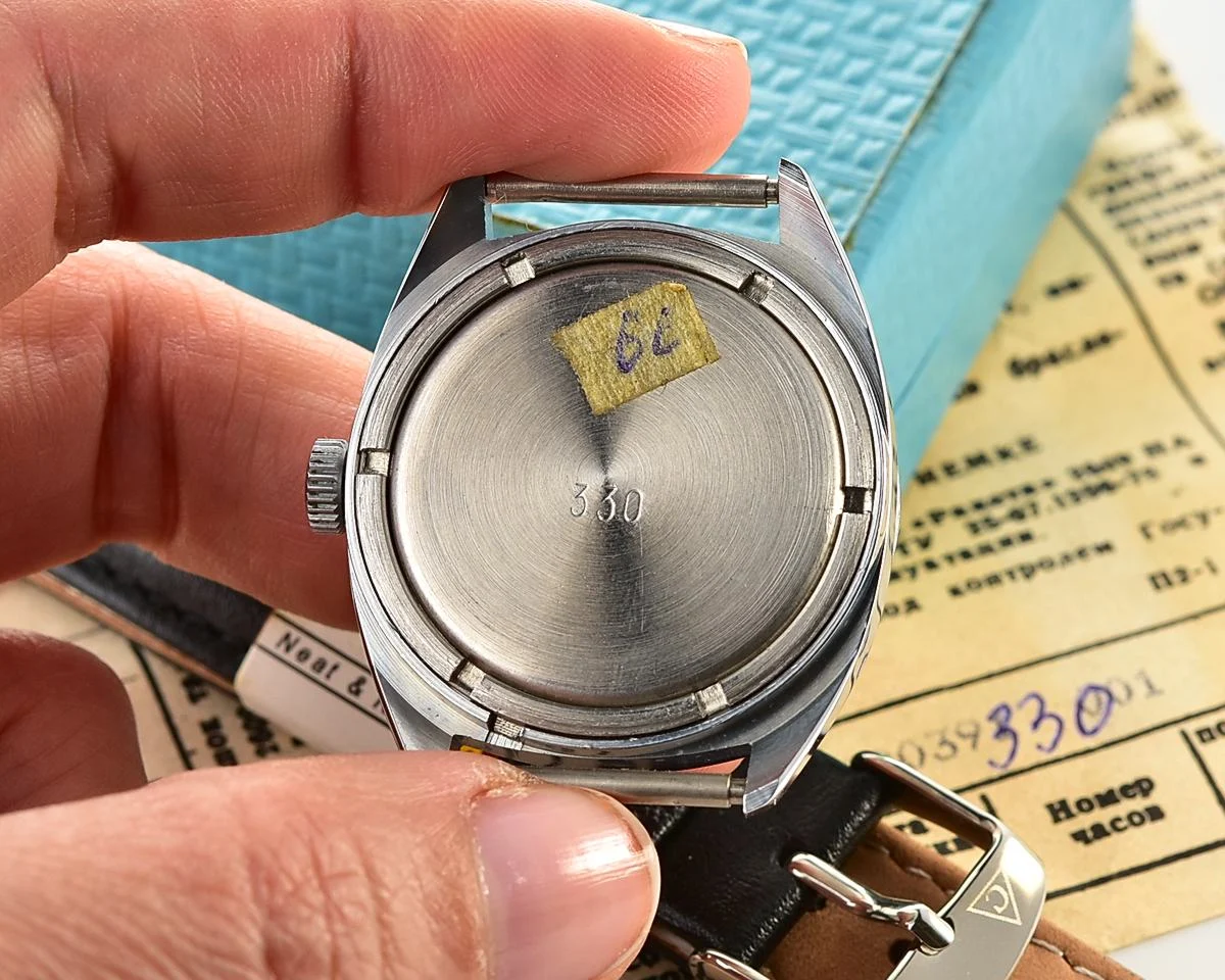 TIME CAPSULE: Vintage Soviet Raketa watch, New Old Stock (NOS)!