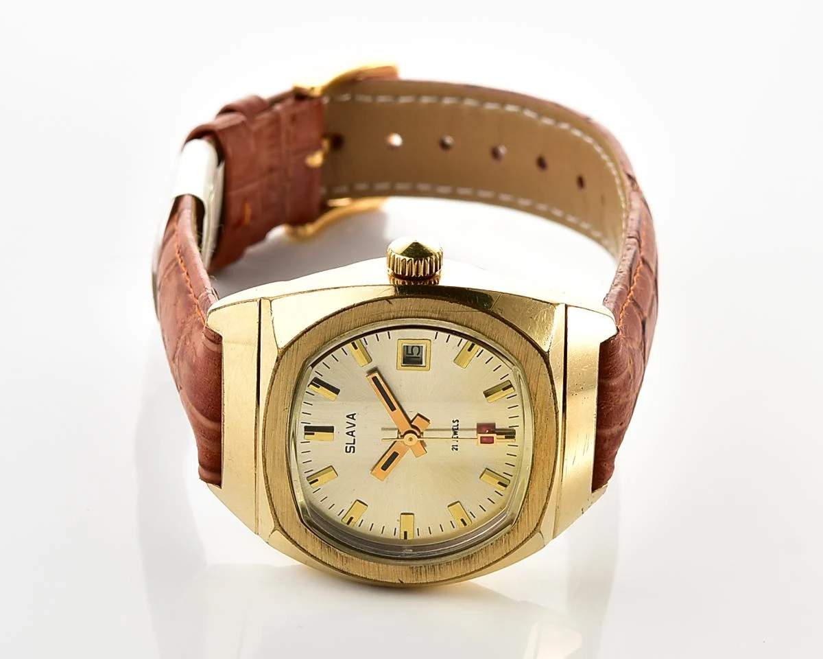 Slava Soviet gold-plated mechanical vintage watch