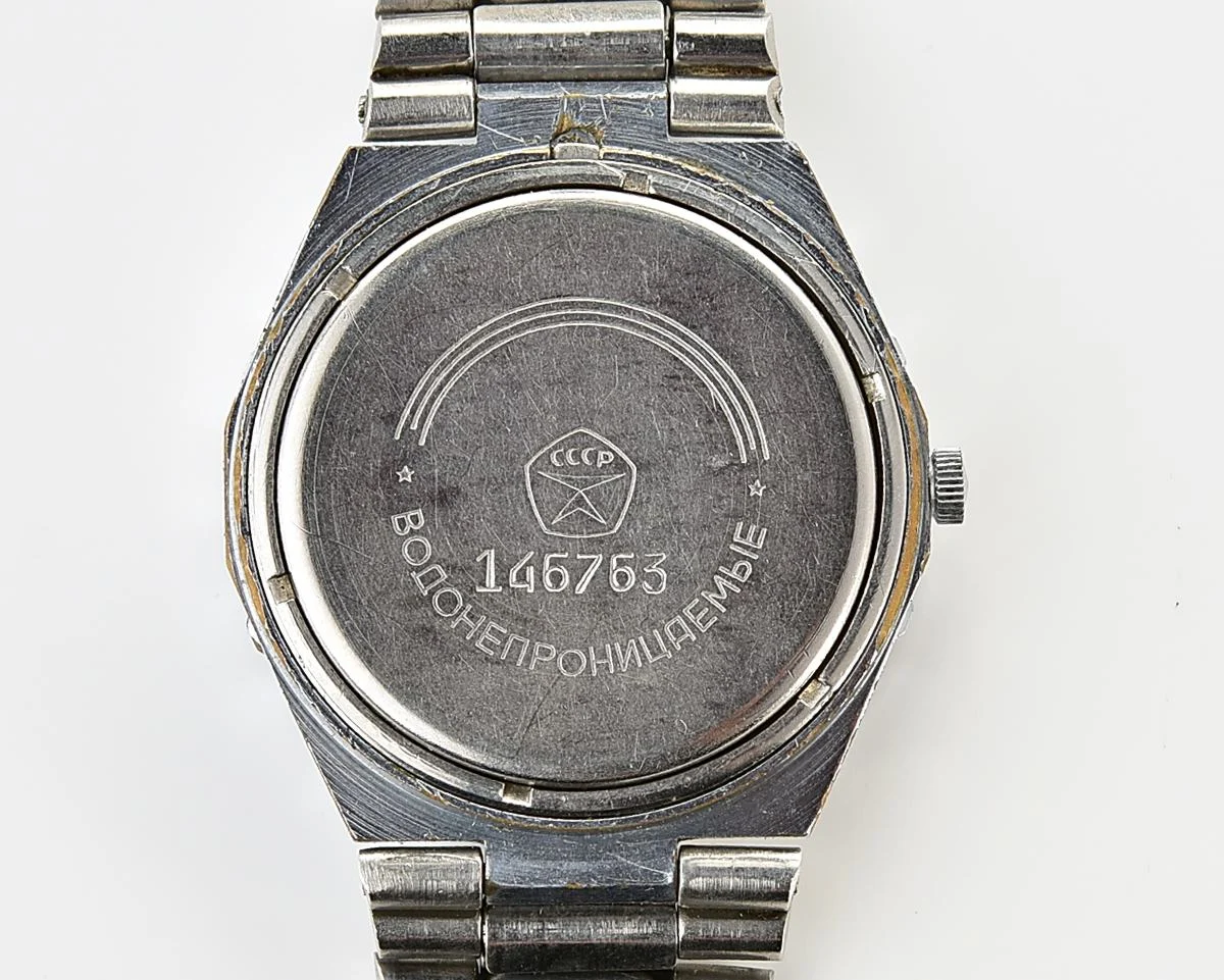 Soviet Slava Pepsi with quartz movement