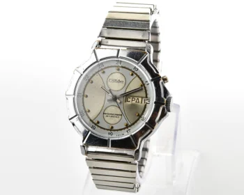 Slava wristwatch with automatic self-winding mechanical movement