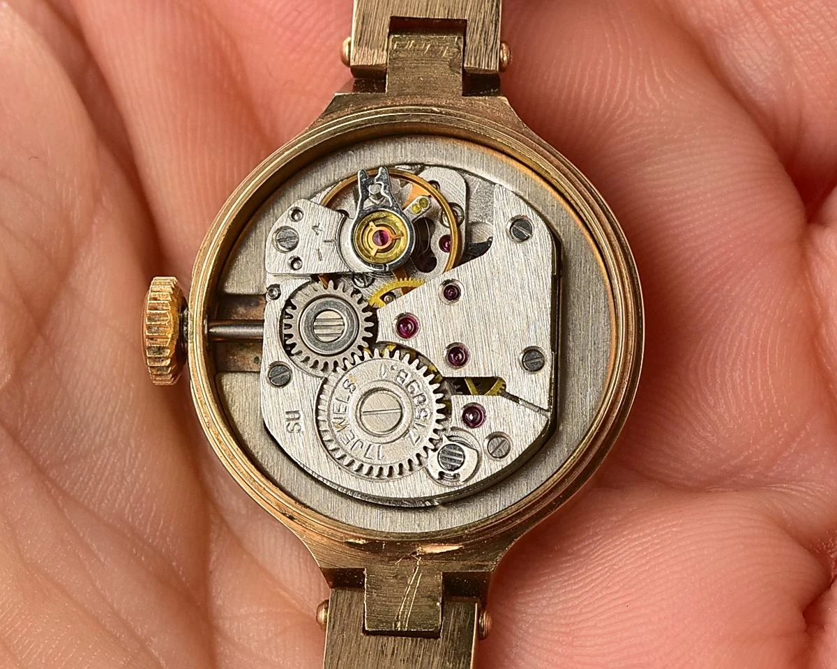 TIME CAPSULE: Zaria Soviet gold-plated mechanical watch for ladies – New Old Stock (NOS)!
