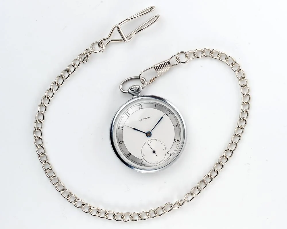 Excellent Molnija open face vintage Soviet pocket watch, the 1st quarter of 1954!