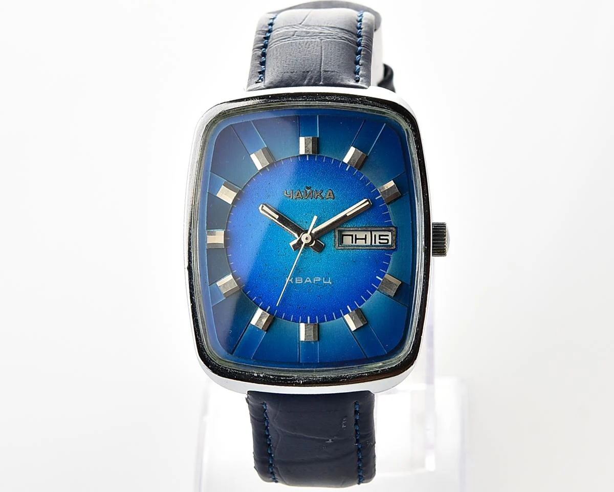 Chaika "Resonator" - large impressive vintage Soviet quartz watch