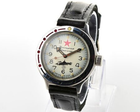 Vostok Amphibia mechanical watch – Komandirskie Submarine!