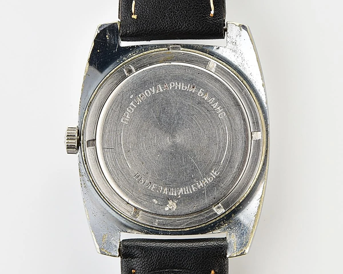 Soviet Vostok Komandirskie mechanical watch - Zakaz MO CCCP!