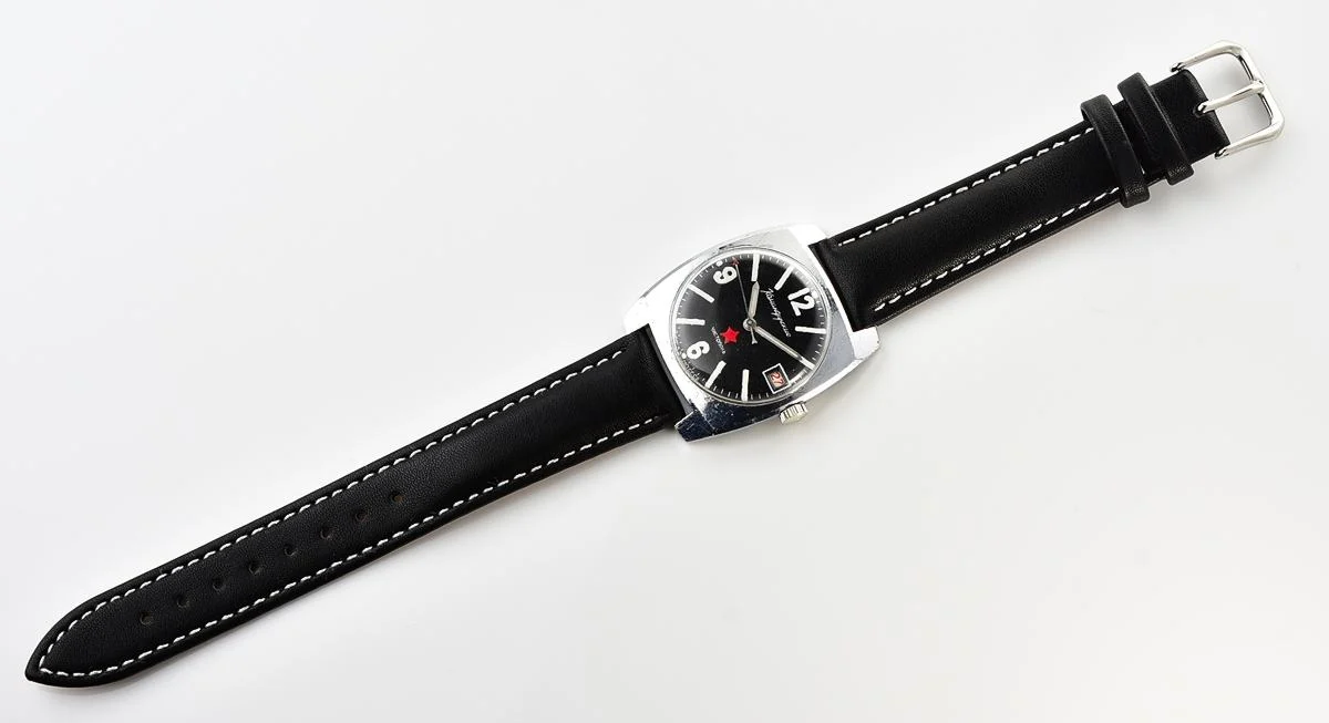 Soviet Vostok Komandirskie mechanical watch - Zakaz MO CCCP!