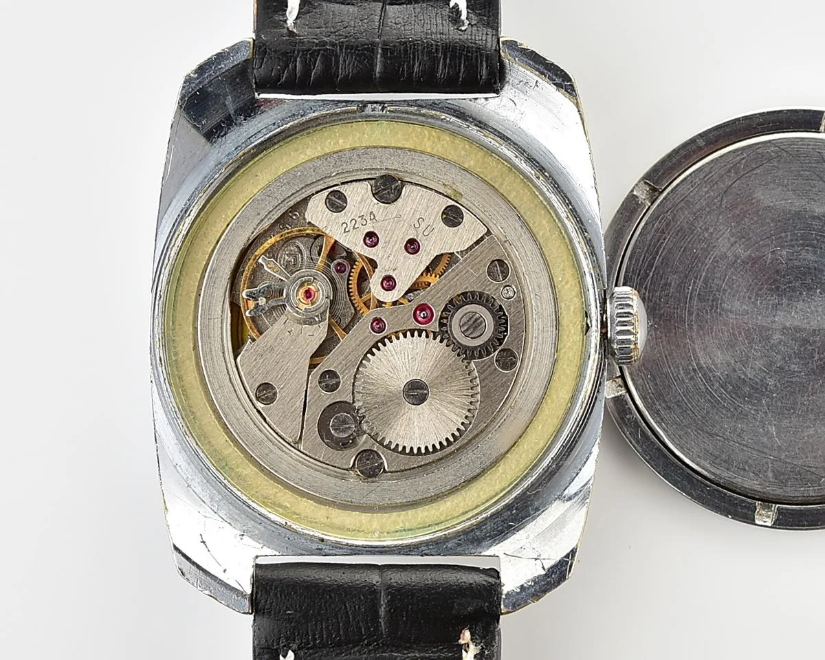 Soviet Vostok Komandirskie mechanical watch - Zakaz MO CCCP!