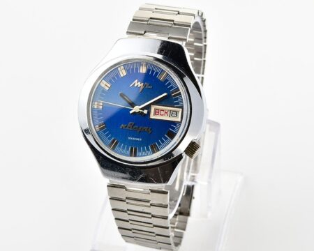 Rare soviet vintage watch LUCH with electro-mechanical hybrid 3055 movement