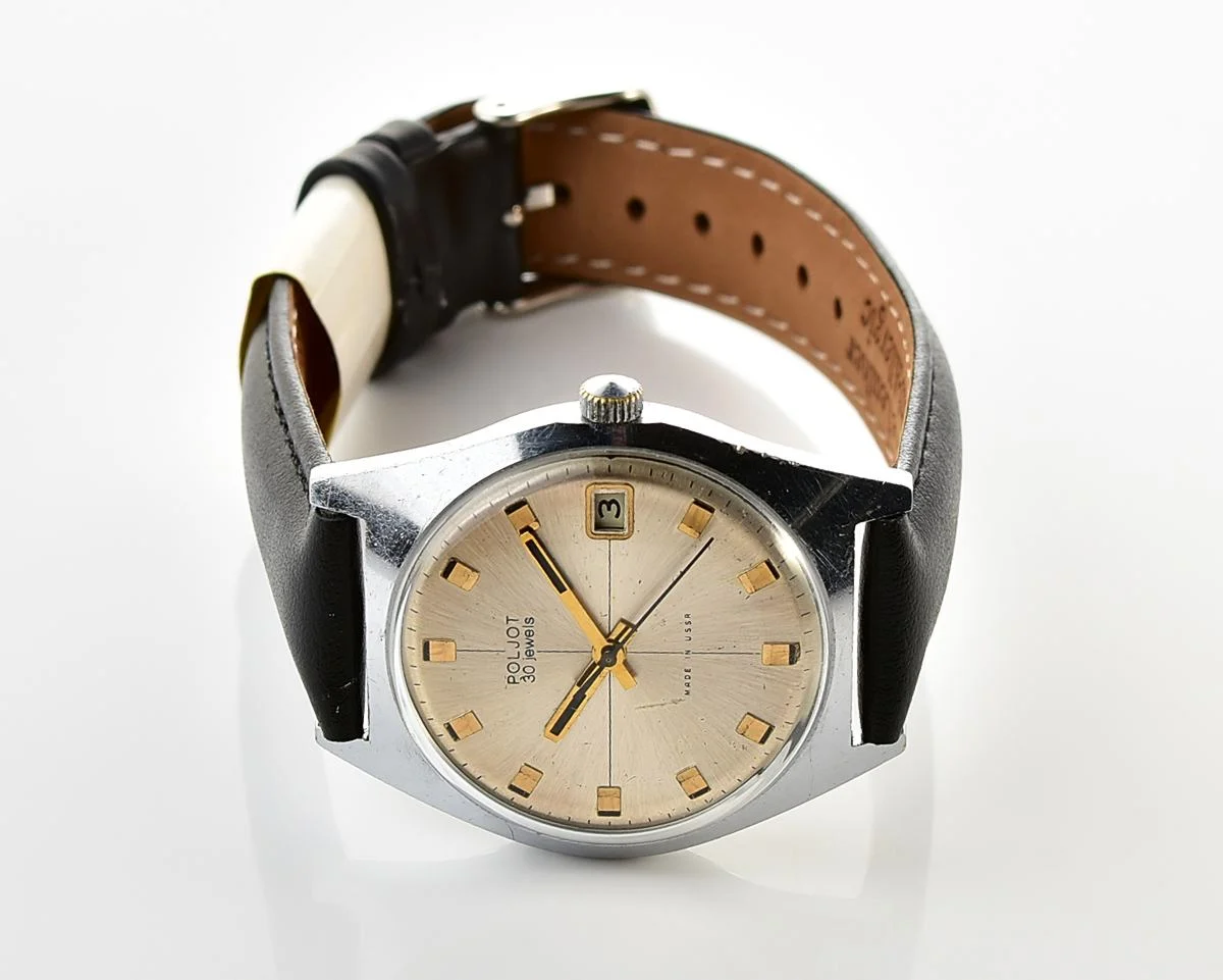 Soviet Poljot Soviet mechanical watch with automatic self-winding 30 jewels movement