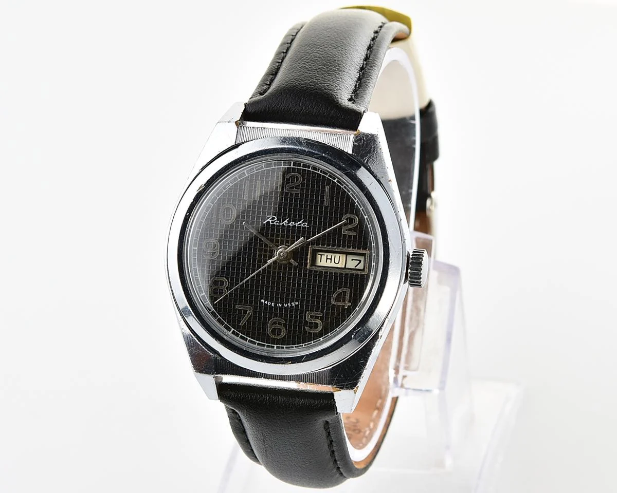 Raketa vintage mechanical wrist watch with double calendar