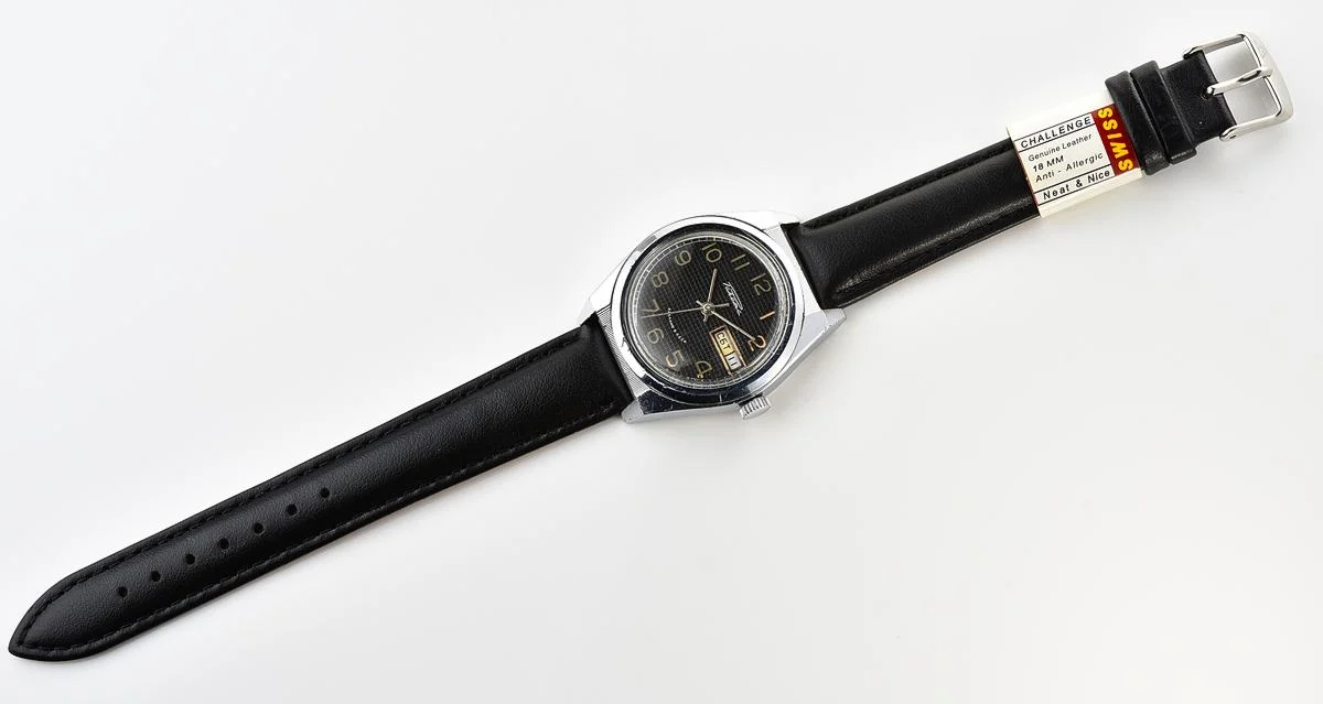 Raketa vintage mechanical wrist watch with double calendar