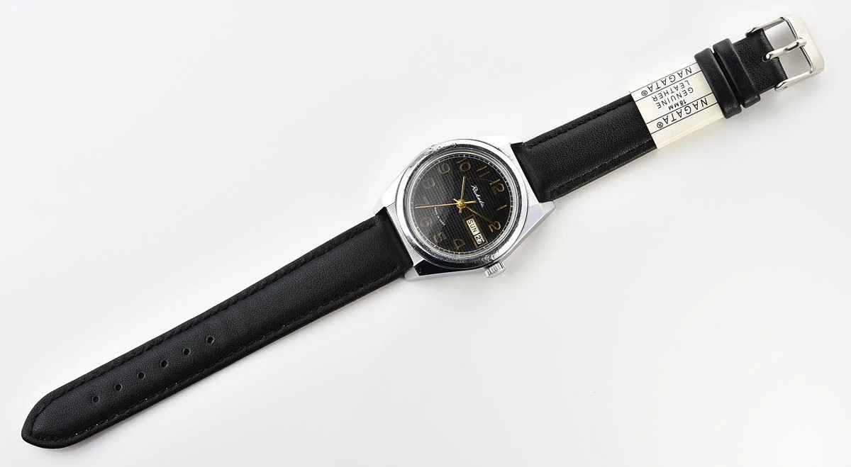 Raketa vintage mechanical wrist watch with double calendar