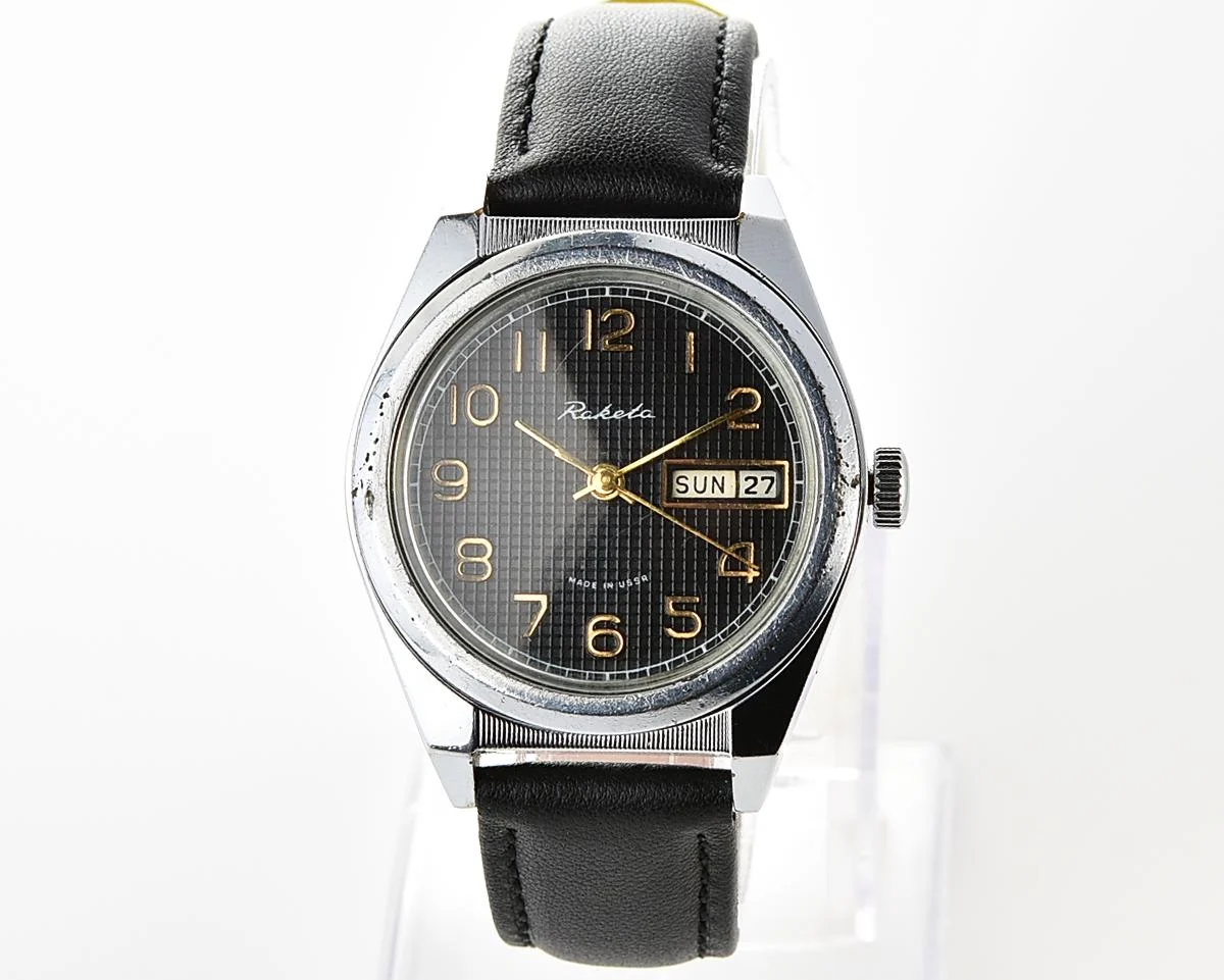 Raketa vintage mechanical wrist watch with double calendar