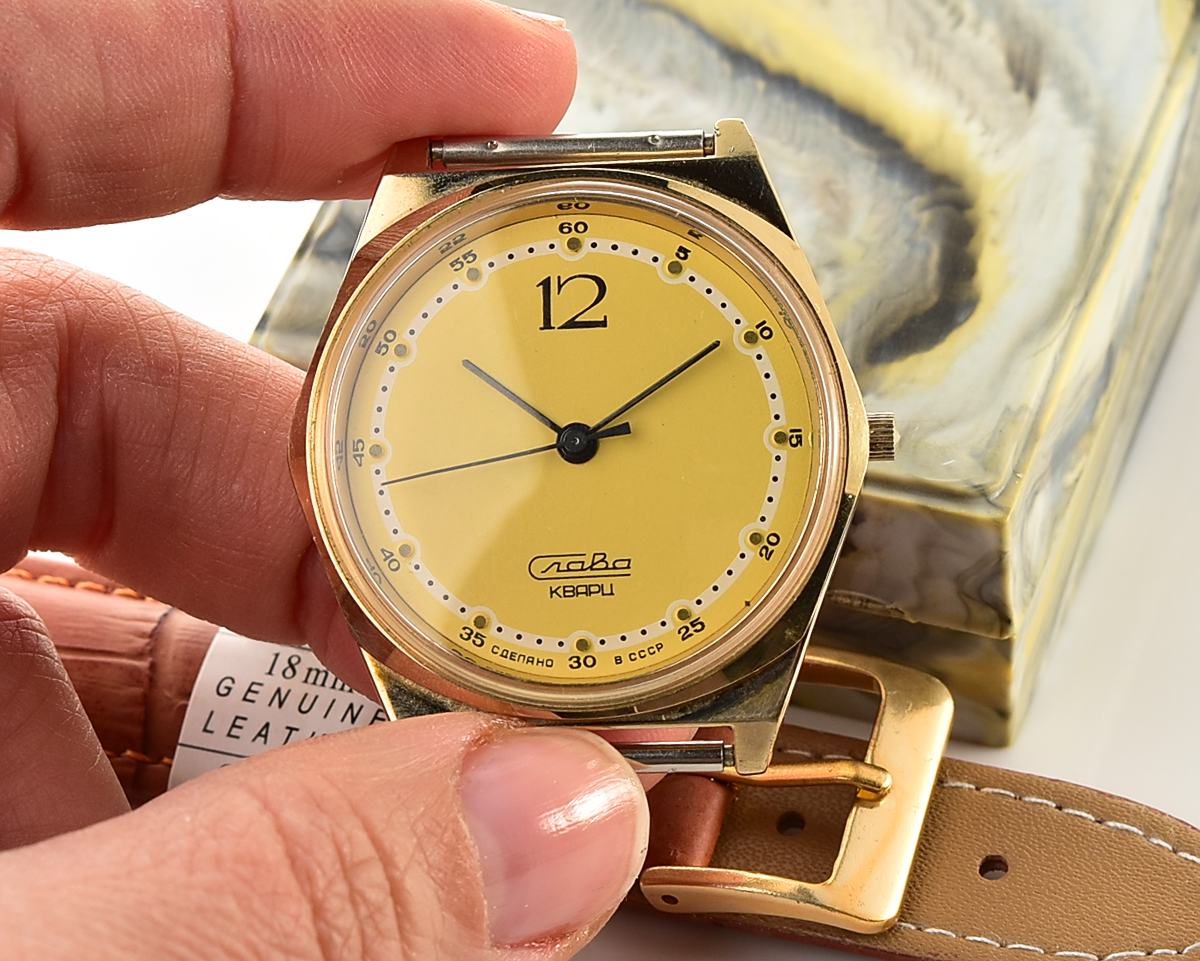 Excellent automatic soviet SLAVA watch with quartz movement