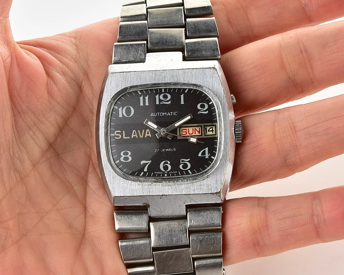 Slava-tank Soviet mechanical vintage watch – automatic self winding movement