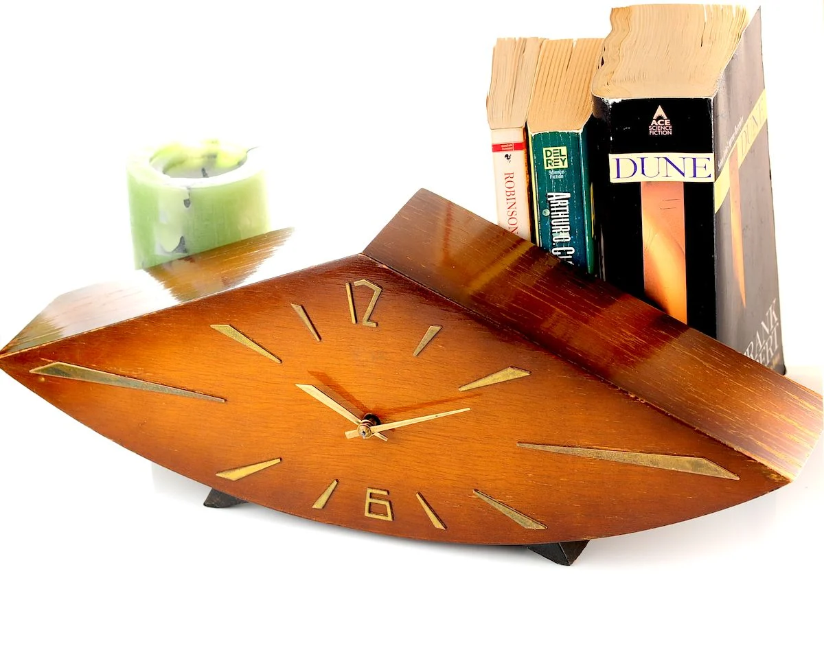 Vesna wooden clock 16108-SCS_8544