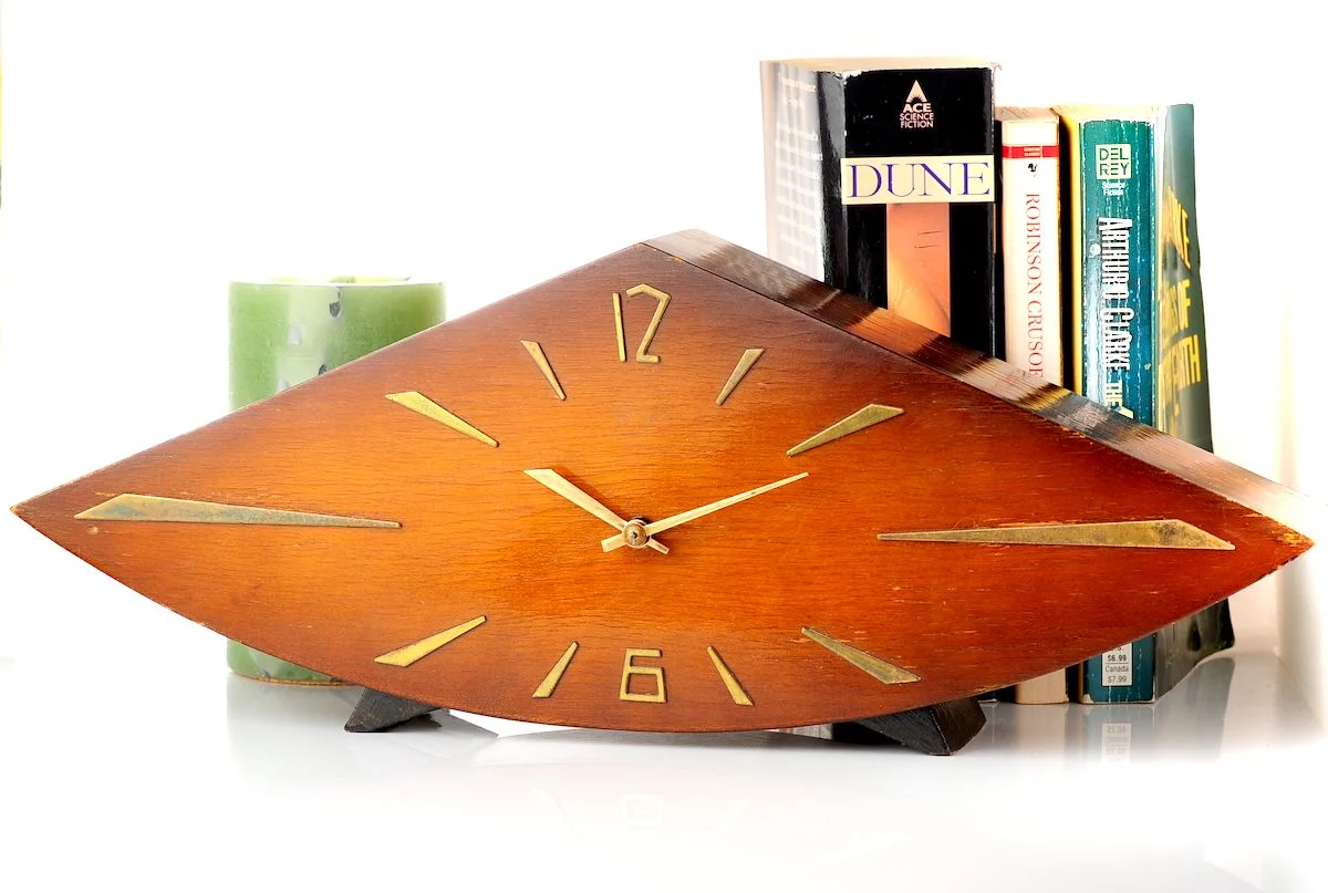 watch Vesna wooden fireplace clock 16108-8568