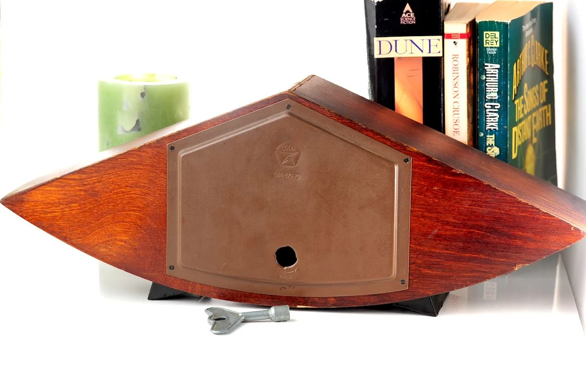 watch Vesna wooden fireplace mantel clock 15424-SCS_8565