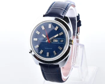 Large Soviet mechanical watch Chaika