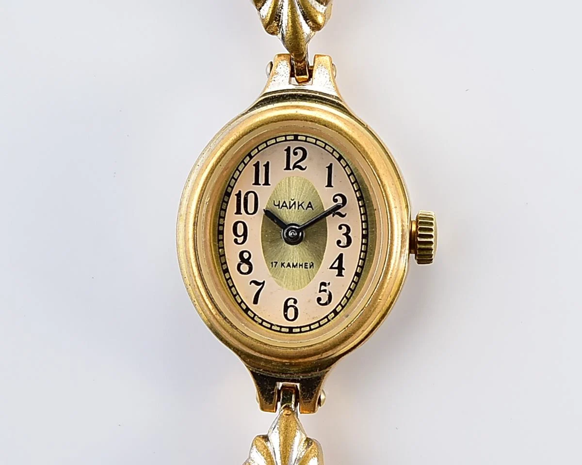 Chaika vintage wrist watch with box for ladies!