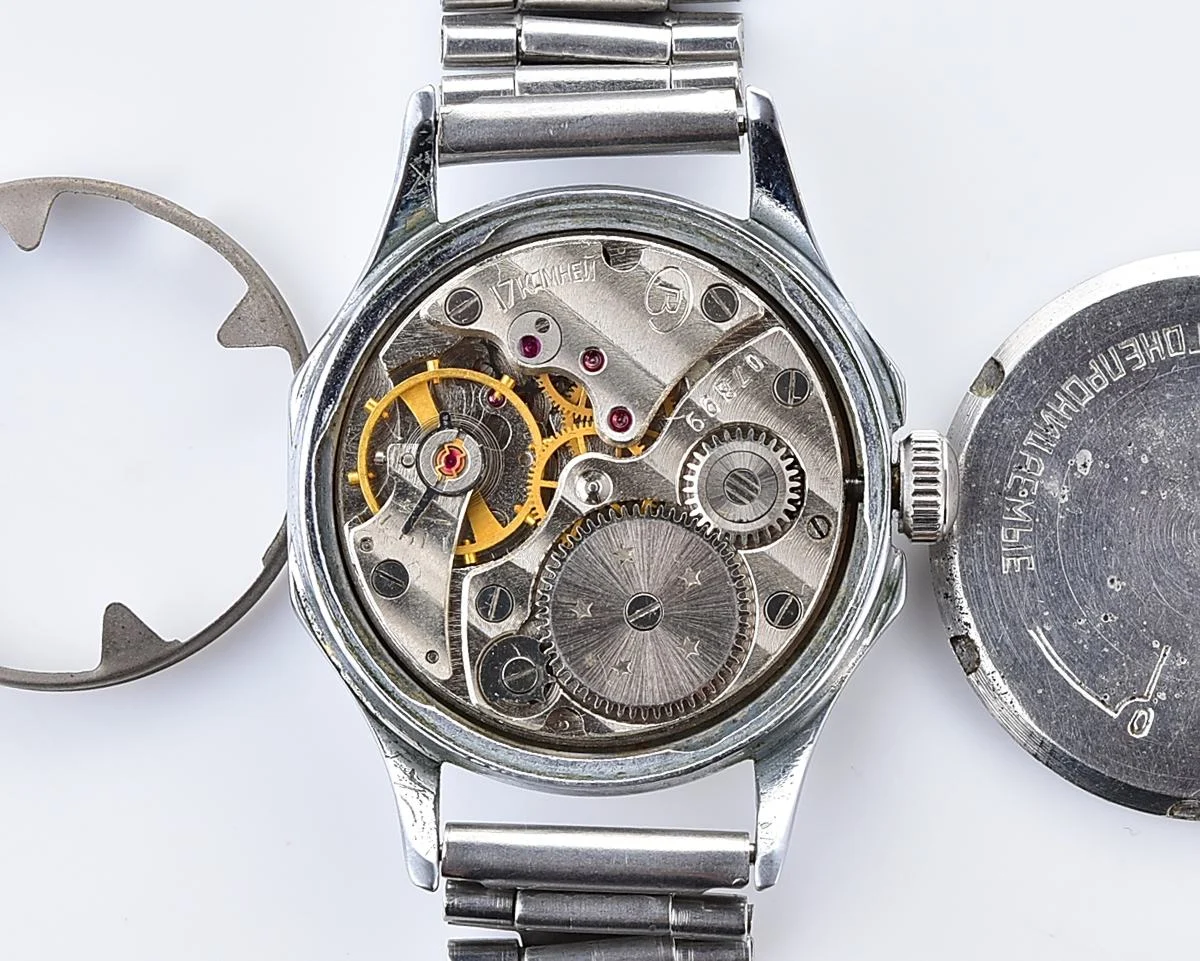 Vintage Soviet Chaika (Vostok) mechanical watch