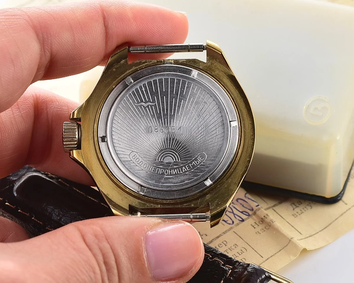 TIME CAPSULE: Vostok Komandirskie mechanical watch – New Old Stock (NOS)!