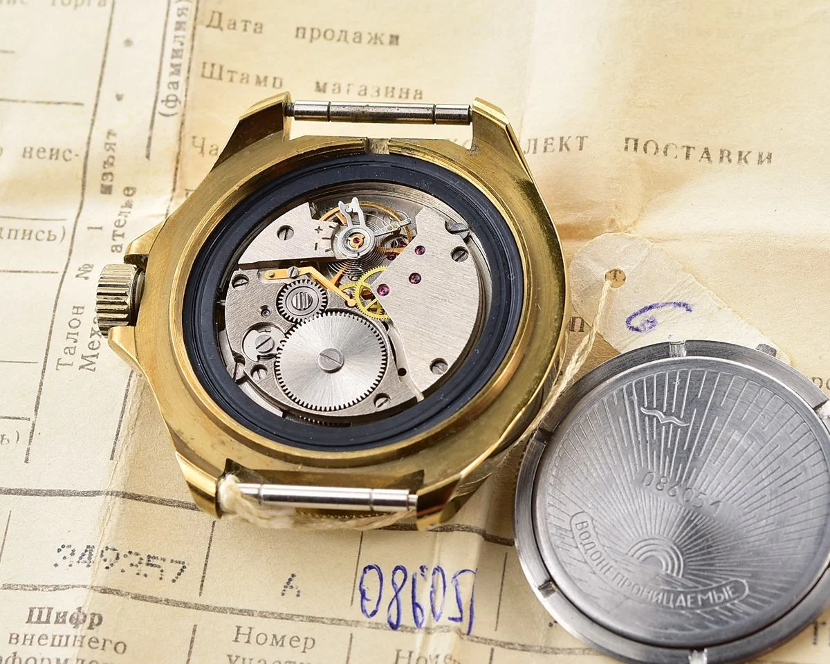 TIME CAPSULE: Vostok Komandirskie mechanical watch – New Old Stock (NOS)!