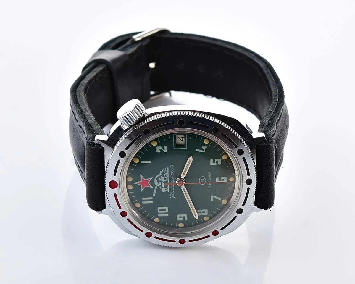 Vostok Commander's mechanical wristwatch - Komandirskie Tank!
