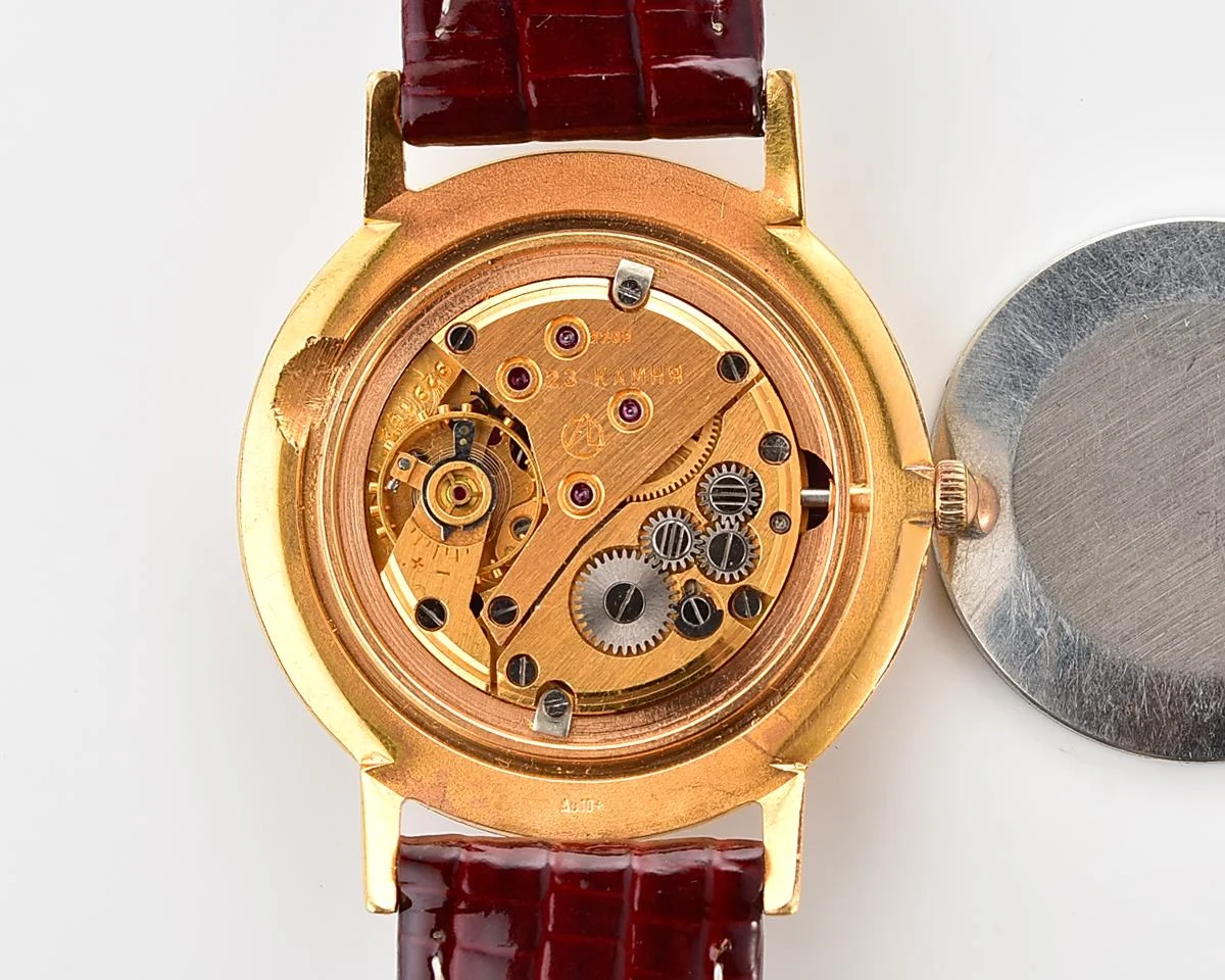 Soviet gold-plated vintage mechanical watch Luch
