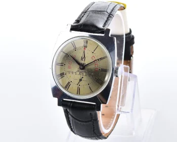 Vintage Pobeda watch with Kremlin – 60 years of USSR!