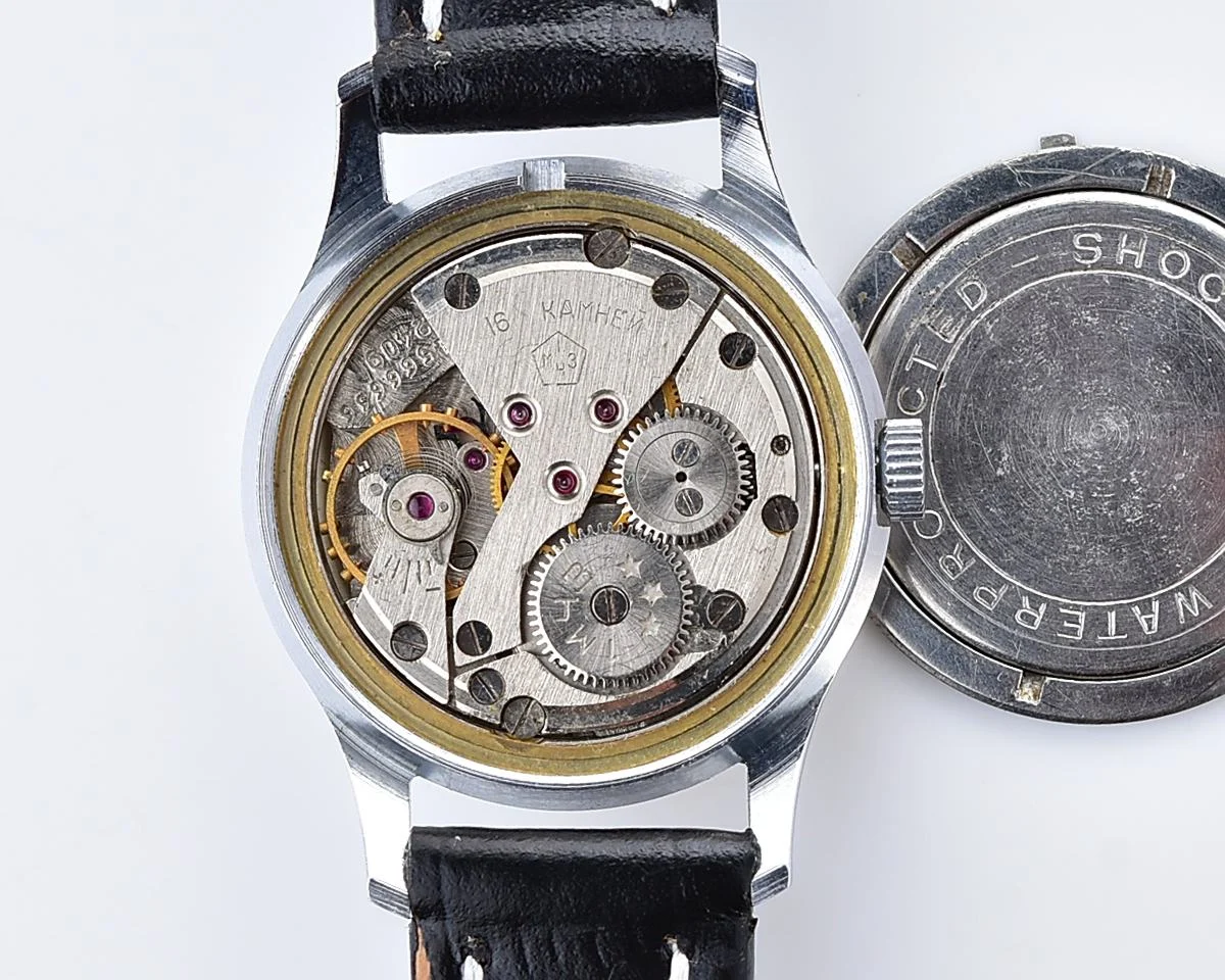 Excellent Soviet Poljot vintage mechanical wristwatch