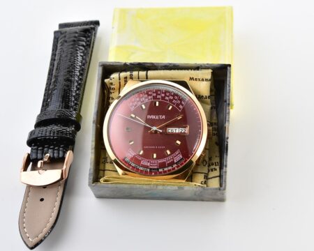 TIME CAPSULE: Vintage soviet Raketa gold-plated perpetual calendar watch - New Old Stock(NOS)!