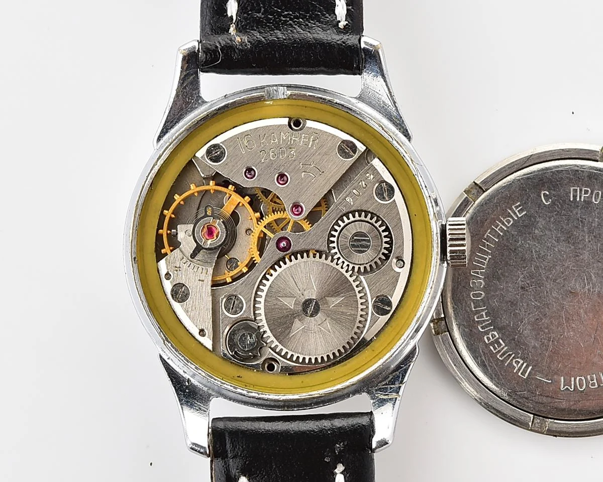 Vintage Soviet mechanical Raketa wrist watch