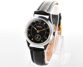 Vintage Soviet mechanical Raketa wrist watch