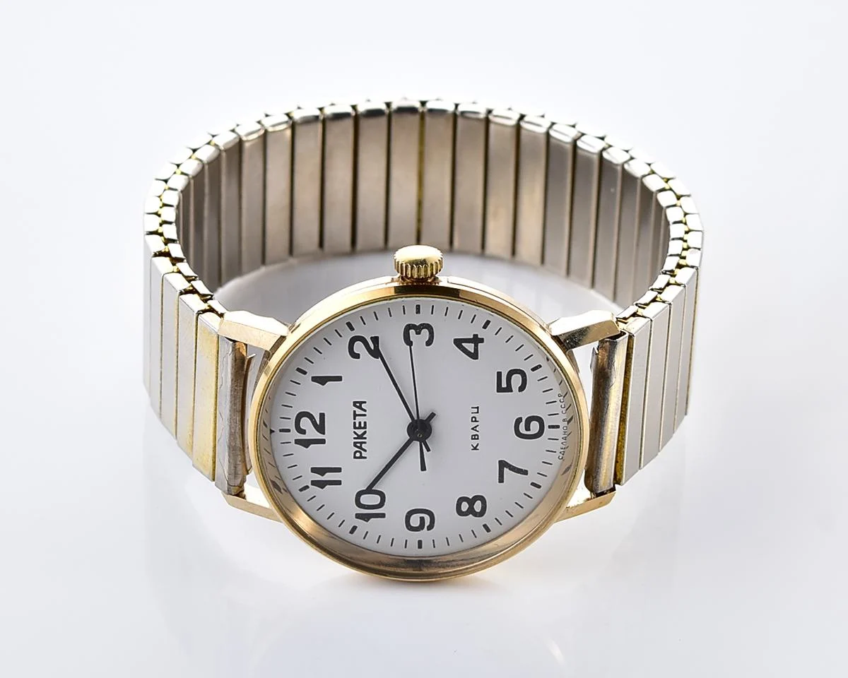 Vintage Soviet Raketa quartz wristwatch