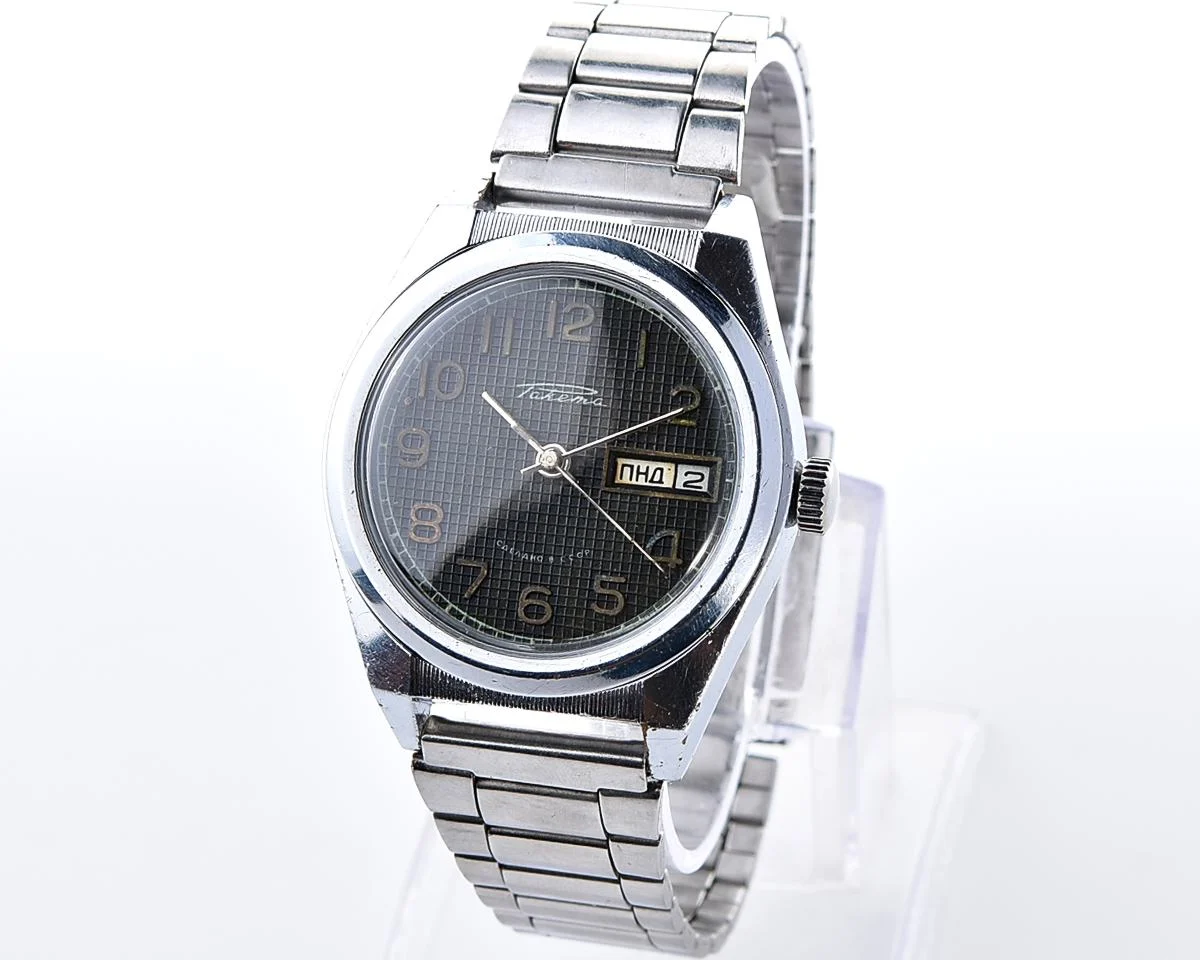 Raketa vintage mechanical wrist watch with double calendar